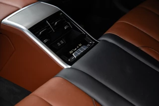 BMW 8 Serie – thumbnail 38