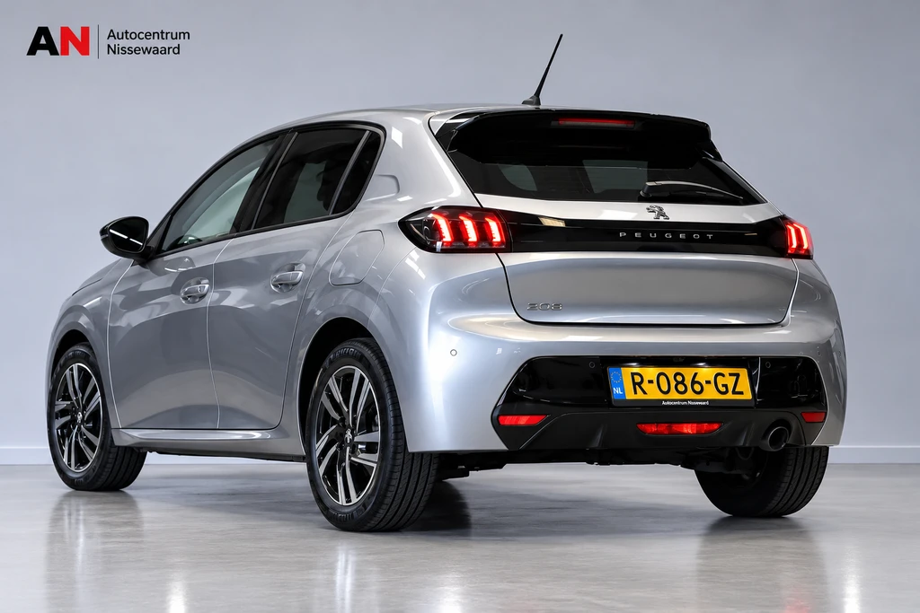 Peugeot 208 – foto 3