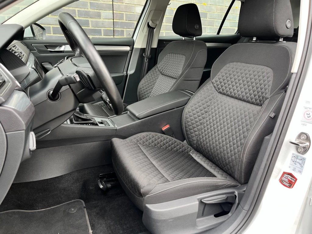 Škoda Superb – foto 6