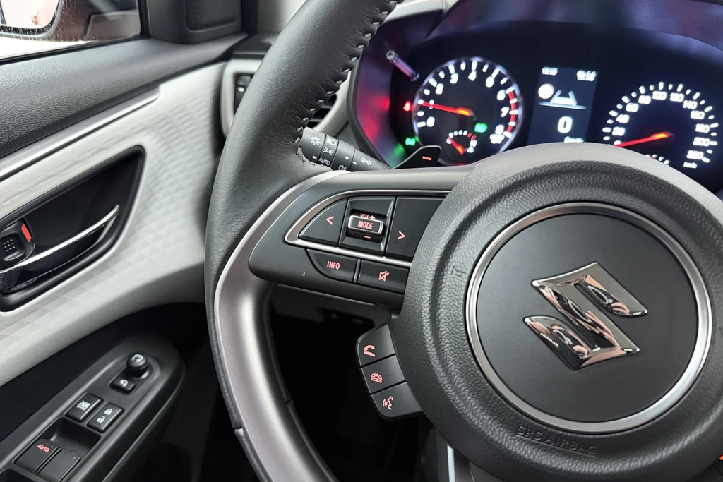 Suzuki Swift – foto 21
