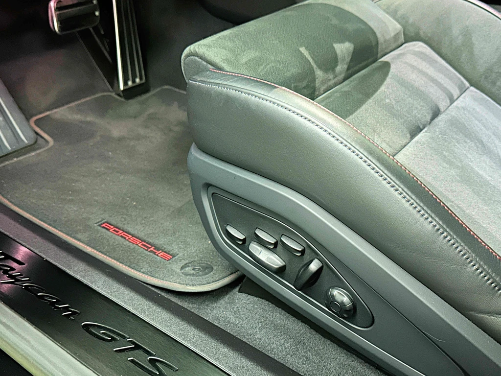 Porsche Taycan – foto 15