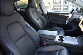 Tesla Model Y – thumbnail 7