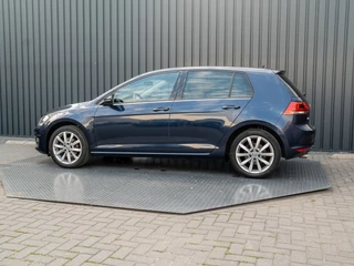 Volkswagen Golf – thumbnail 5