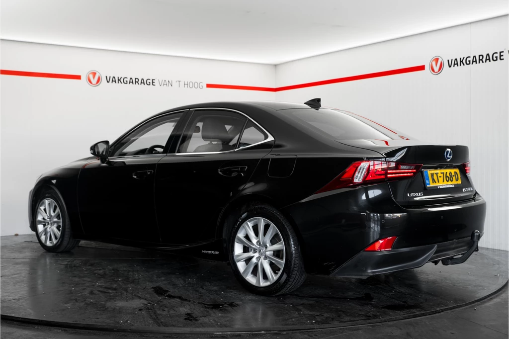Lexus IS – foto 3