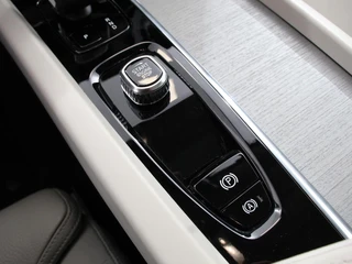Volvo XC60 – thumbnail 23