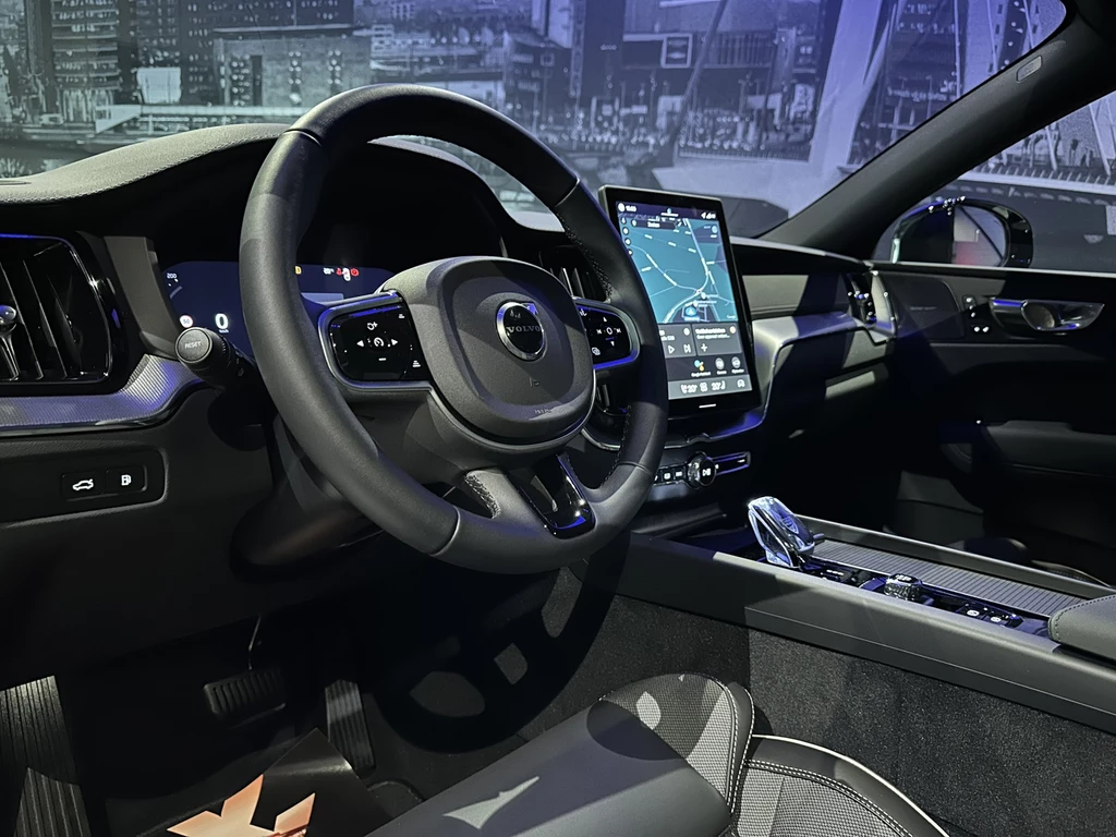 Volvo XC60 – foto 18