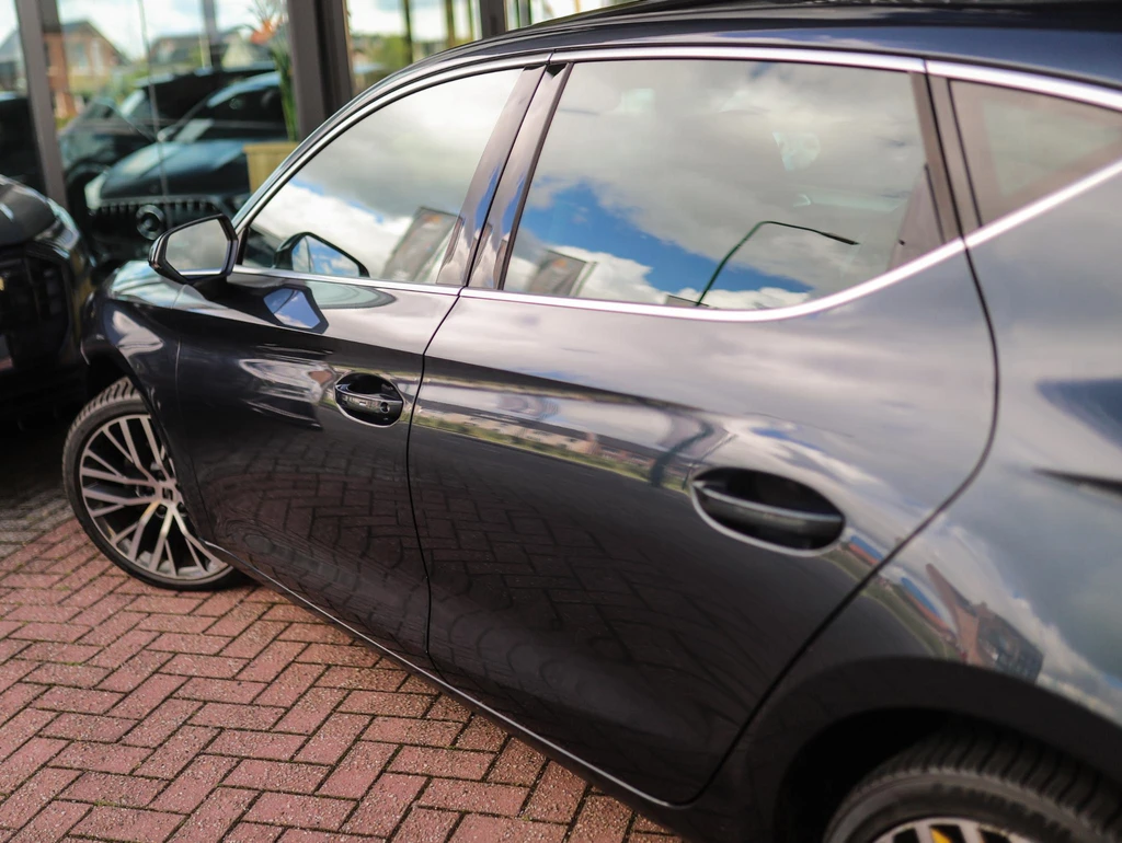 SEAT Leon – foto 3