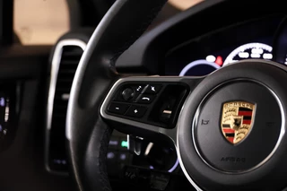 Porsche Cayenne – thumbnail 42