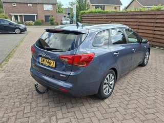 Kia cee'd – thumbnail 6