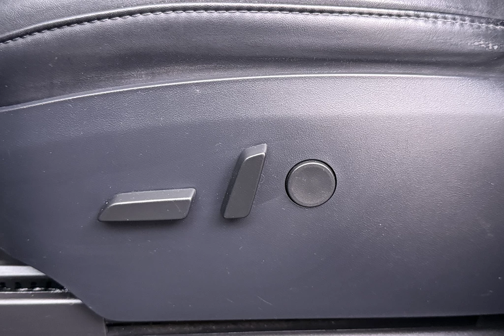 Tesla Model X – foto 14