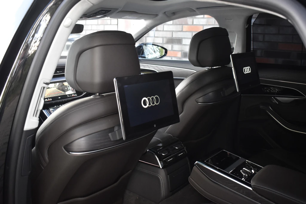 Audi A8 – foto 12