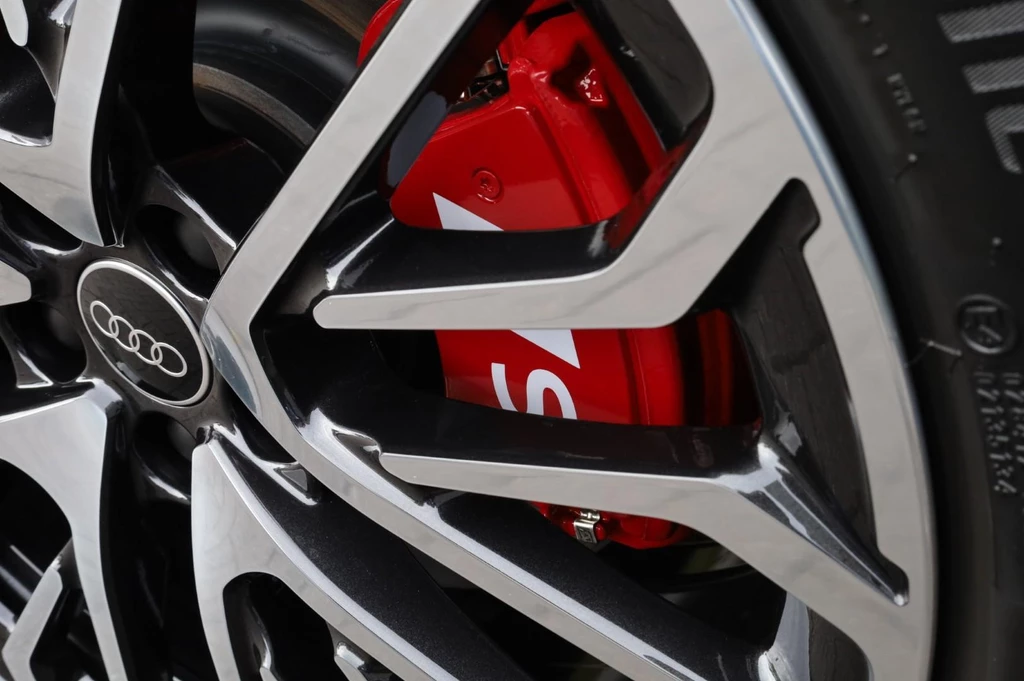 Audi SQ5 – foto 36