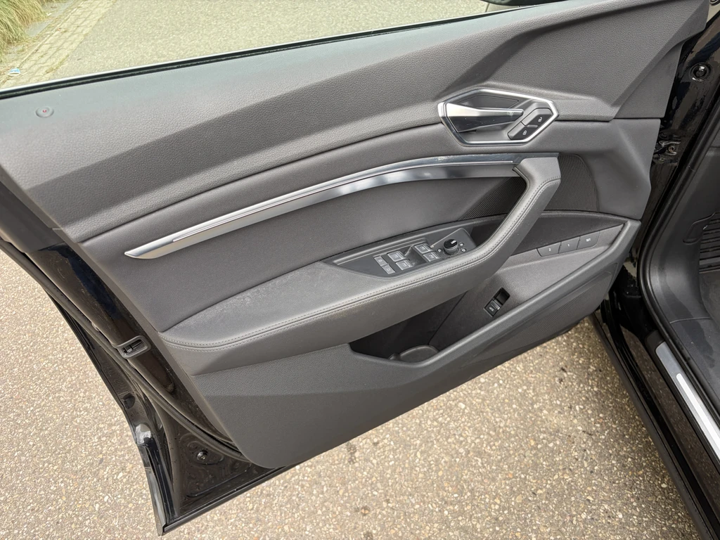 Audi e-tron – foto 13