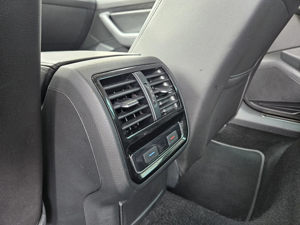 Volkswagen Passat – foto 22