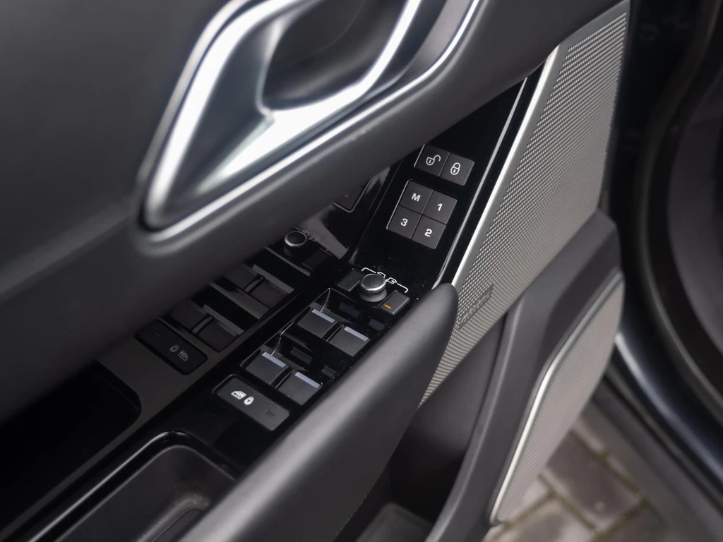 Land Rover Range Rover Velar – foto 21