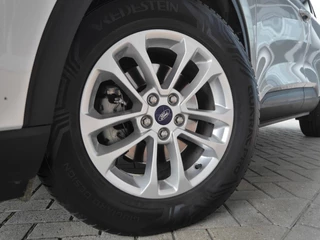 Ford Kuga – thumbnail 32