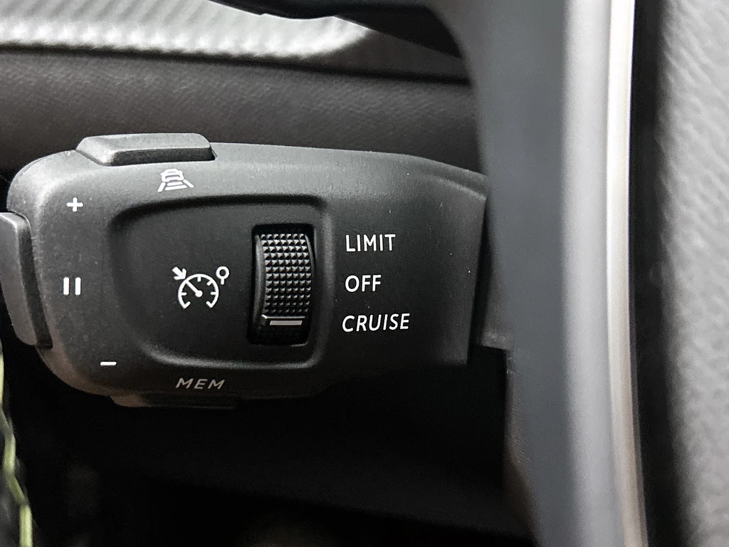 Peugeot 208 – foto 6