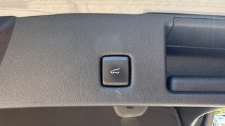 Ford Kuga – thumbnail 19