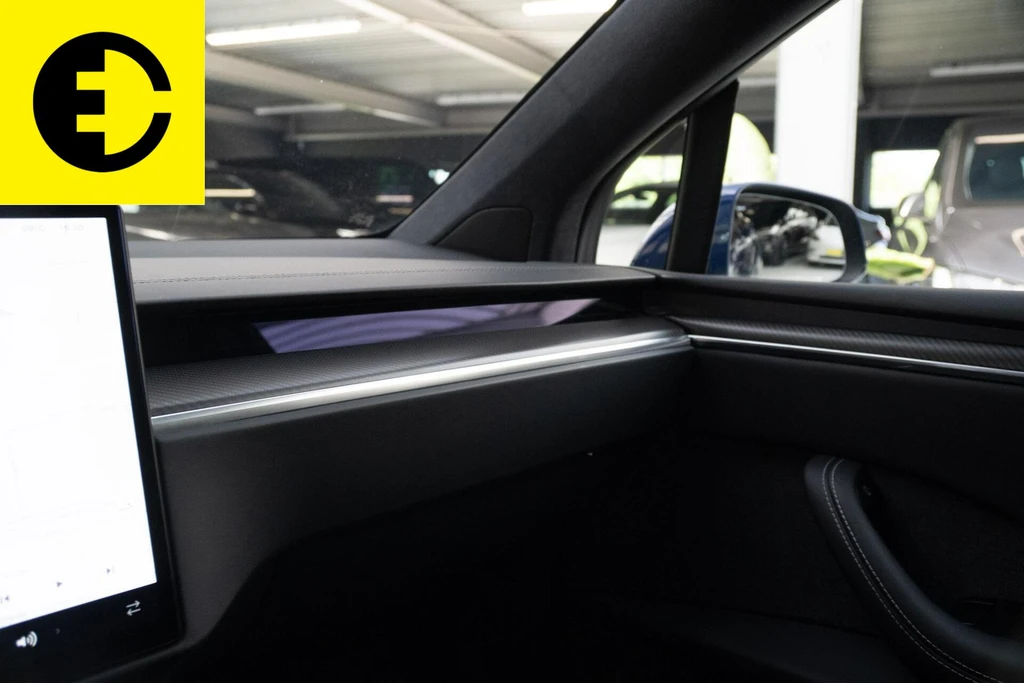 Tesla Model X – foto 42