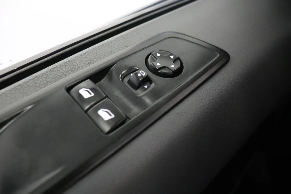 Opel Vivaro – foto 19