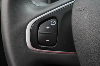 Renault Clio – thumbnail 32