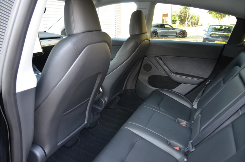 Tesla Model Y – foto 13