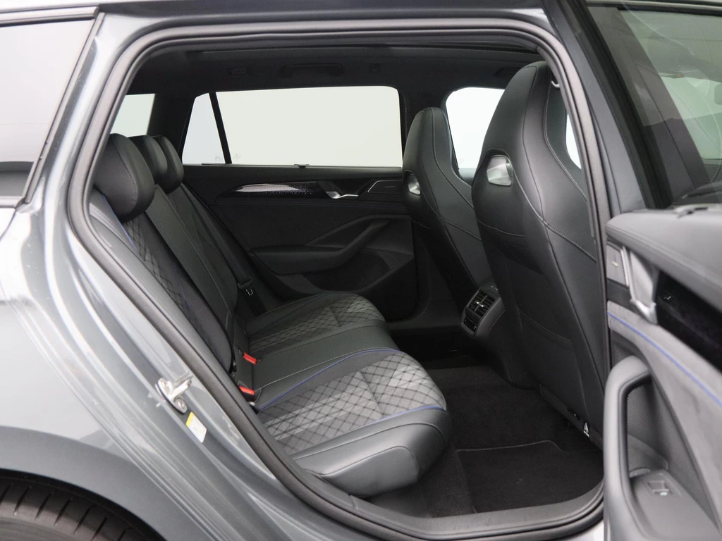 Volkswagen Passat – foto 44