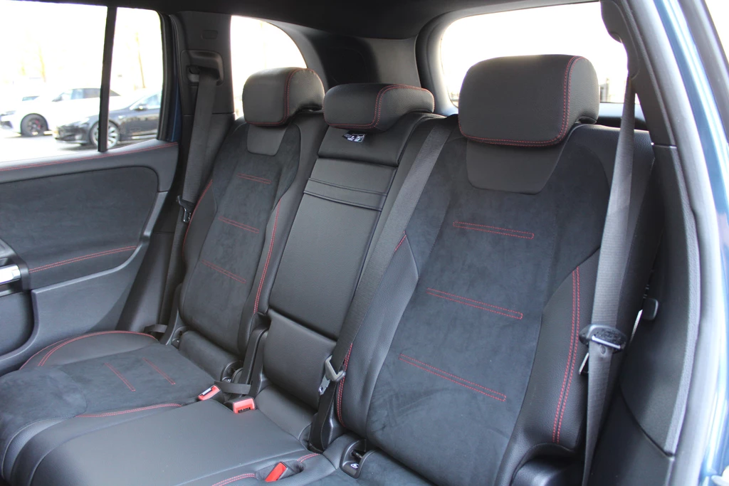 Mercedes-Benz GLB – foto 33
