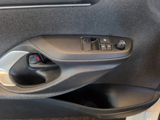 Toyota Yaris – thumbnail 16
