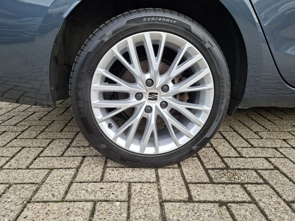SEAT Leon – foto 17
