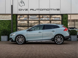Volvo V40 – thumbnail 2