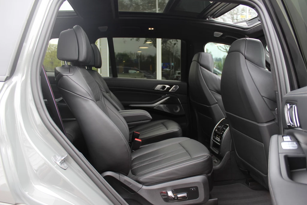 BMW X7 – foto 16