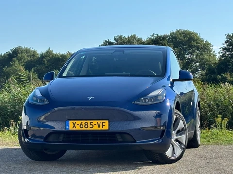 Tesla Model Y Long Range AWD 75 kWh - Deep Blue Metallic - Trekhaak/Panorama/91,9%SOH