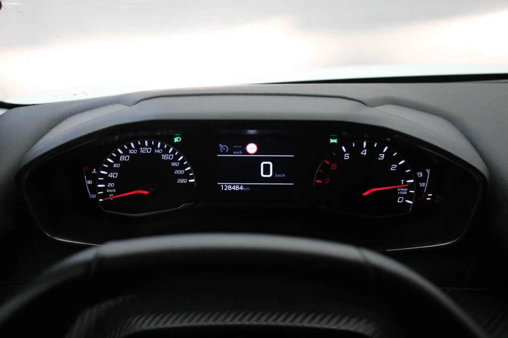 Peugeot 208 – foto 23