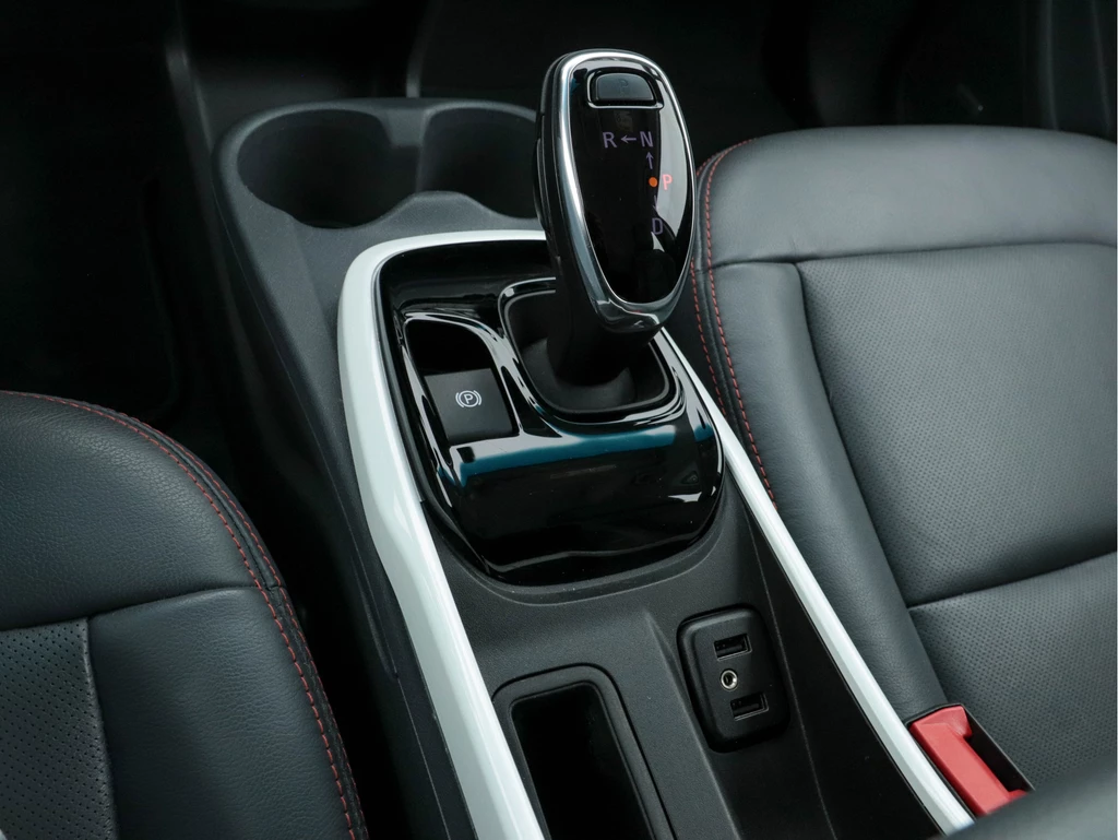 Opel Ampera-e – foto 12