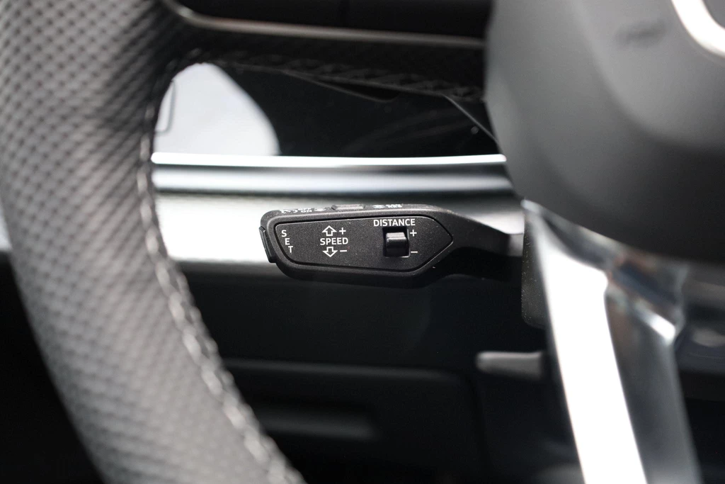 Audi Q8 – foto 32