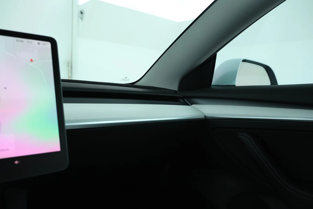 Tesla Model 3 – foto 31