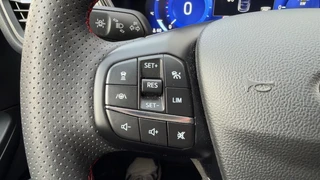 Ford Kuga – thumbnail 15