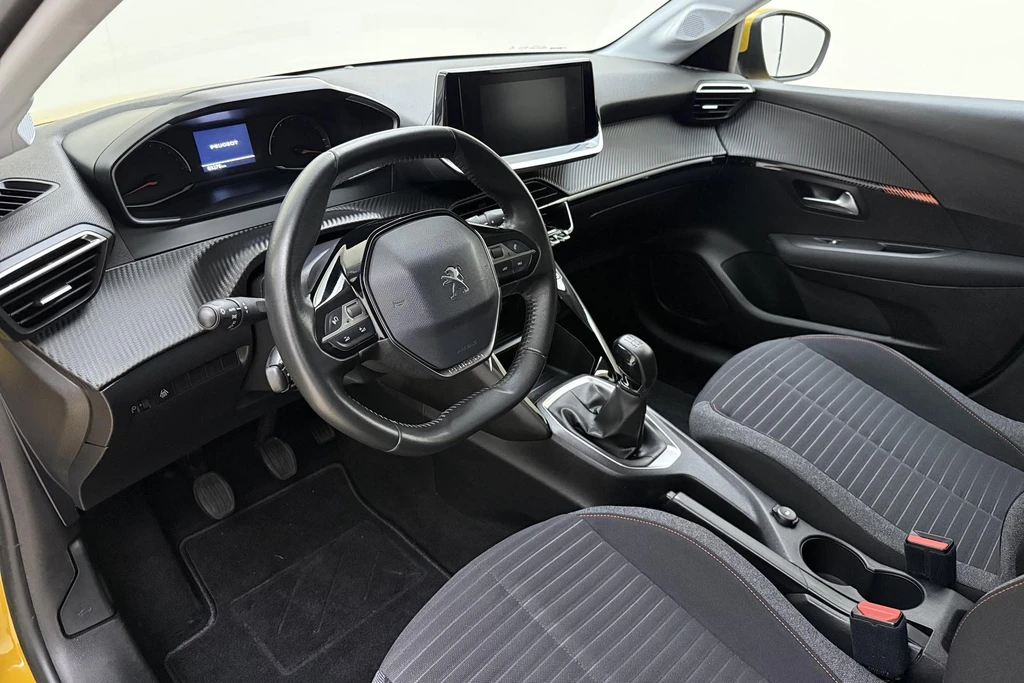 Peugeot 208 – foto 24