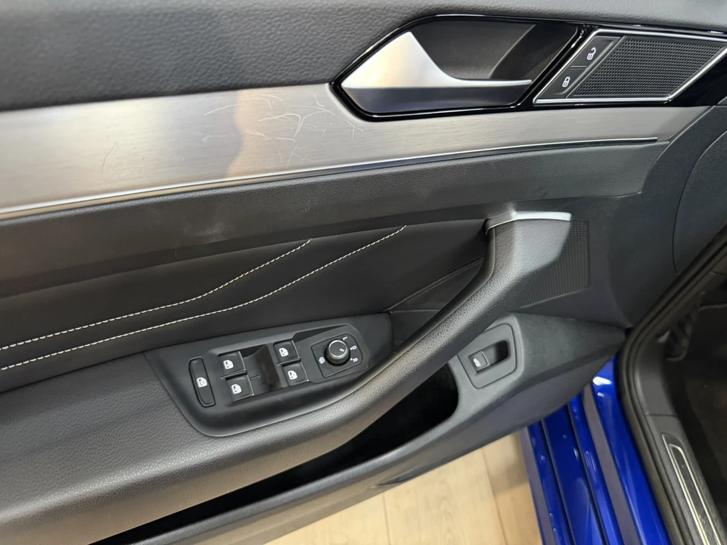 Volkswagen Passat – foto 11