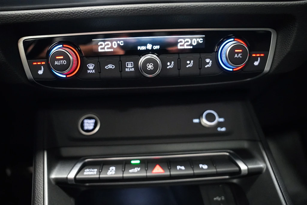 Audi Q3 – foto 12