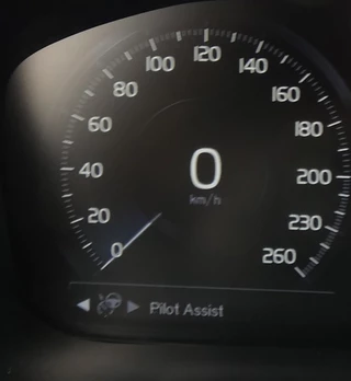 Volvo XC60 – thumbnail 22