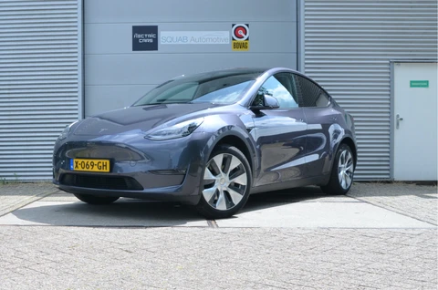 Tesla Model Y Long Range AWD 75 kWh Trekhaak (1.600kg), AutoPilot3.0 Ryzen