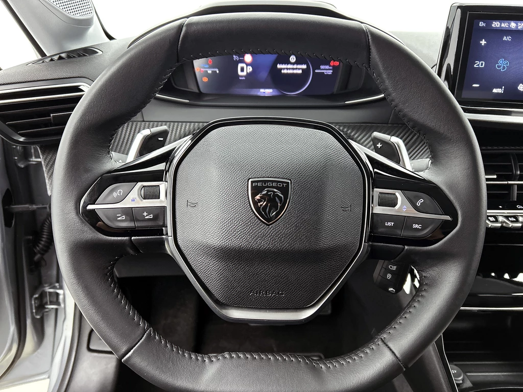 Peugeot 208 – foto 24