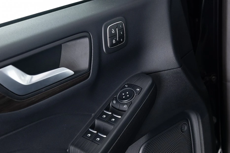 Ford Kuga – foto 15