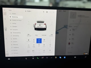 Tesla Model X – thumbnail 22