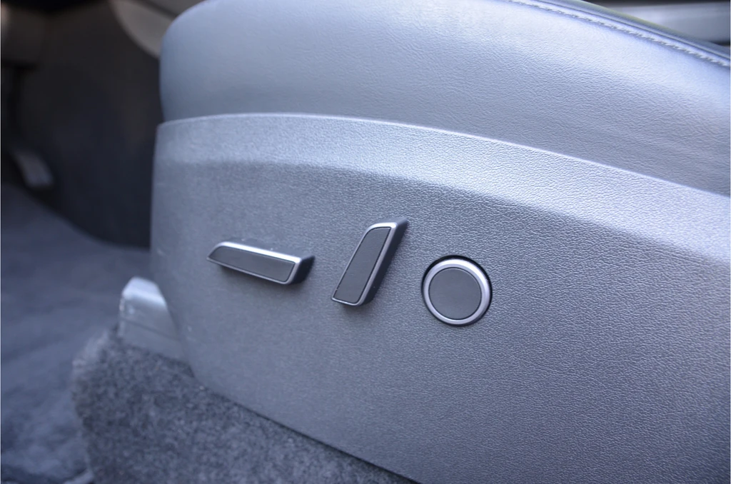 Tesla Model Y – foto 8