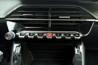 Peugeot 208 – thumbnail 22