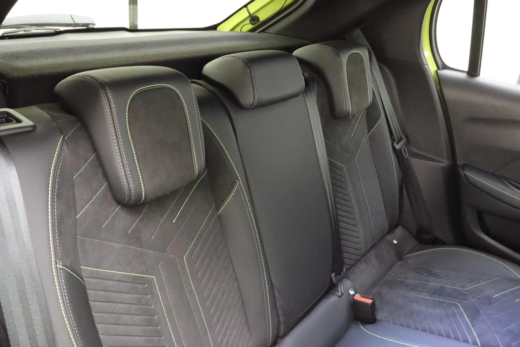 Peugeot e-208 – foto 17