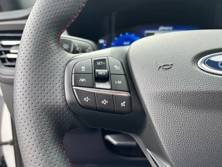 Ford Kuga – thumbnail 25